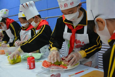 聚焦教育改革 | 包头市中小学校劳动教育课程常态化开展 赋能学生健康成长呼市少儿英语培训,呼和浩特儿童英语培训,幼儿英语培训,英语培训学校,课外英语辅导